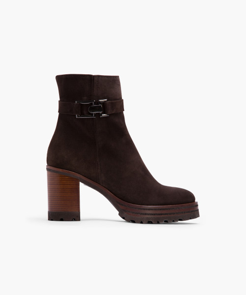 Ankle boots light brown top
