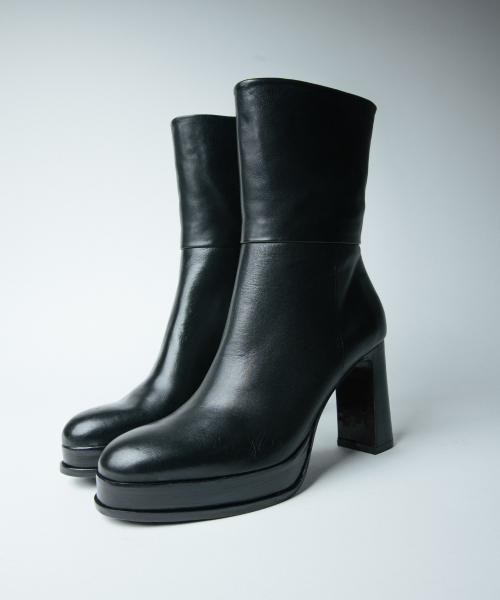 Black leather best sale platform ankle boots