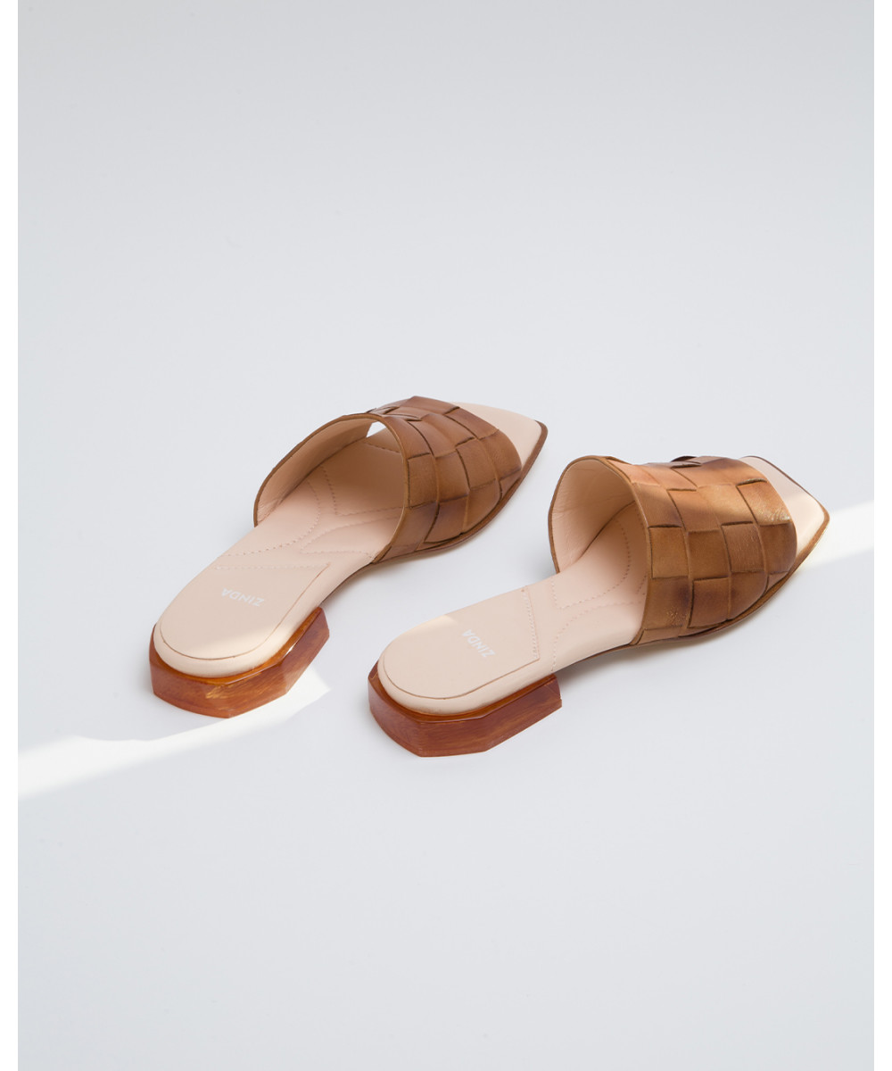 tan designer slides