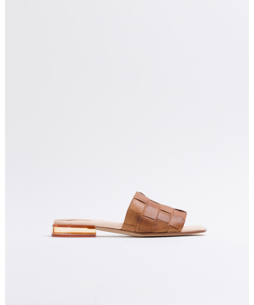tan designer slides